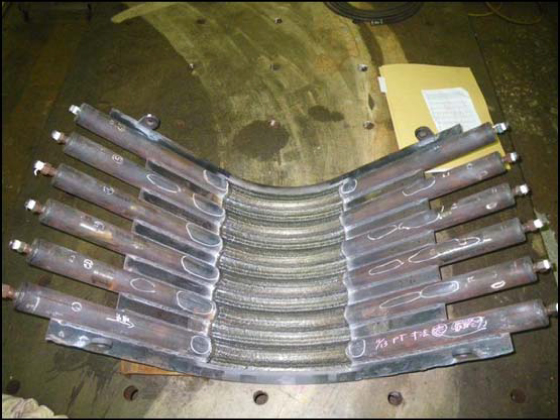 図4 ベンドパネル肉盛溶接後外観